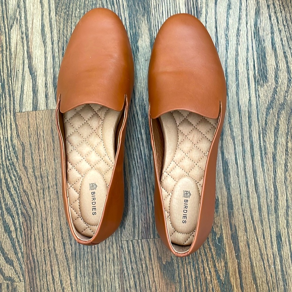Worn once. Birdies size 8 The Starling cognac loafer.